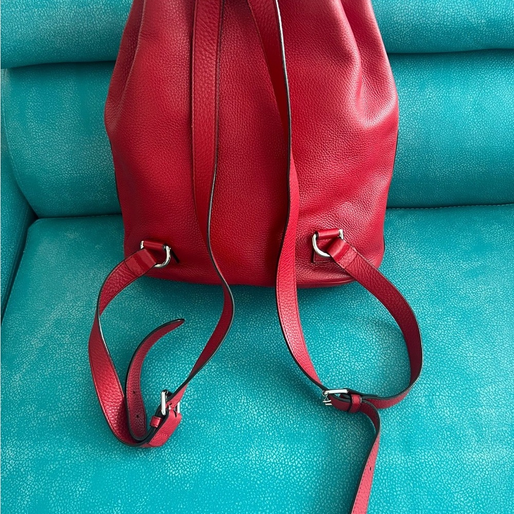Gucci Leather Drawstring Bag - Picture 4 of 11